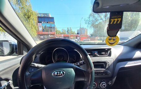 KIA Rio III рестайлинг, 2013 год, 825 000 рублей, 2 фотография