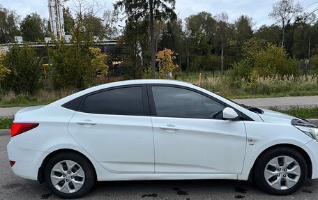 Hyundai Solaris II рестайлинг, 2015 год, 850 000 рублей, 13 фотография