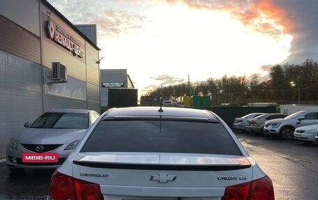 Chevrolet Cruze II, 2011 год, 680 000 рублей, 3 фотография