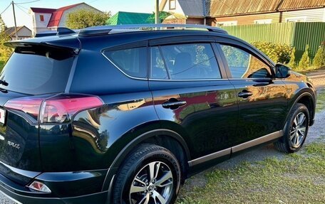 Toyota RAV4, 2018 год, 2 760 000 рублей, 6 фотография