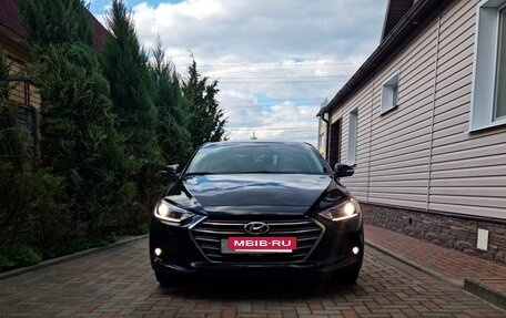 Hyundai Elantra VI рестайлинг, 2017 год, 1 750 000 рублей, 2 фотография