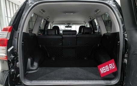 Toyota Land Cruiser Prado 150 рестайлинг 2, 2014 год, 2 950 000 рублей, 12 фотография