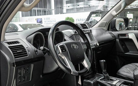 Toyota Land Cruiser Prado 150 рестайлинг 2, 2014 год, 2 950 000 рублей, 20 фотография