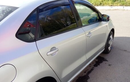Volkswagen Polo VI (EU Market), 2011 год, 700 000 рублей, 5 фотография