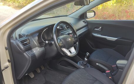 KIA Rio III рестайлинг, 2013 год, 870 000 рублей, 9 фотография