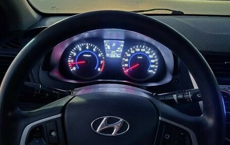 Hyundai Solaris II рестайлинг, 2014 год, 835 000 рублей, 13 фотография