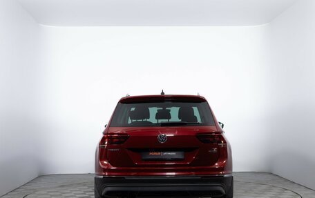 Volkswagen Tiguan II, 2017 год, 2 170 000 рублей, 6 фотография