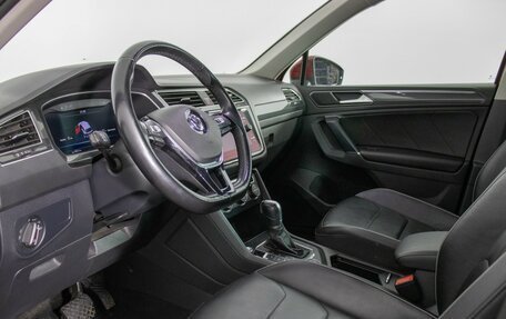 Volkswagen Tiguan II, 2017 год, 2 170 000 рублей, 10 фотография