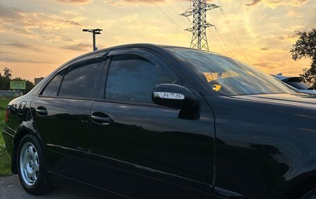 Mercedes-Benz E-Класс, 2003 год, 690 000 рублей, 3 фотография