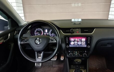 Skoda Octavia, 2018 год, 1 750 000 рублей, 10 фотография