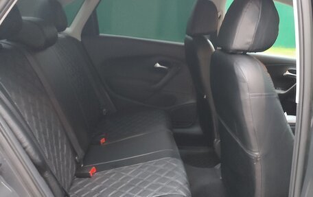 Volkswagen Polo VI (EU Market), 2011 год, 1 200 000 рублей, 10 фотография