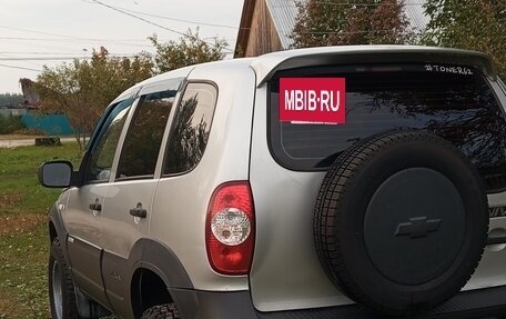 Chevrolet Niva I рестайлинг, 2011 год, 500 000 рублей, 4 фотография