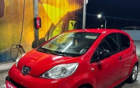 Peugeot 107 I рестайлинг, 2007 год, 210 000 рублей, 2 фотография