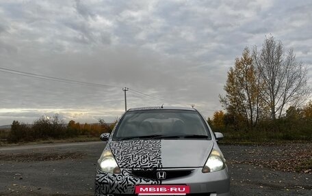 Honda Fit III, 2002 год, 495 000 рублей, 3 фотография