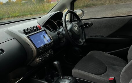 Honda Fit III, 2002 год, 495 000 рублей, 13 фотография