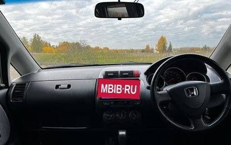 Honda Fit III, 2002 год, 495 000 рублей, 16 фотография
