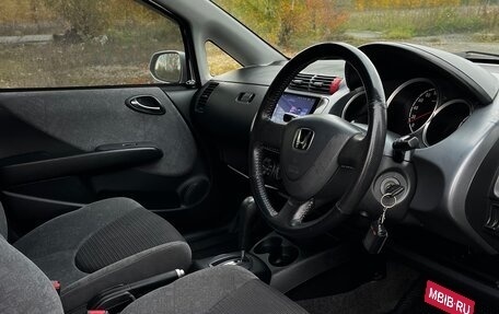 Honda Fit III, 2002 год, 495 000 рублей, 11 фотография