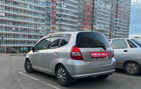 Honda Fit III, 2002 год, 495 000 рублей, 24 фотография