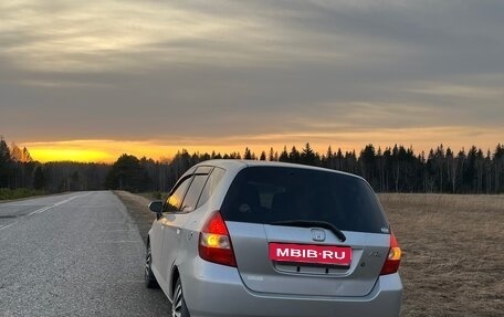 Honda Fit III, 2002 год, 495 000 рублей, 26 фотография