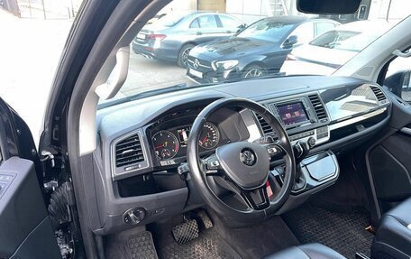 Volkswagen Multivan T6 рестайлинг, 2016 год, 4 420 000 рублей, 4 фотография