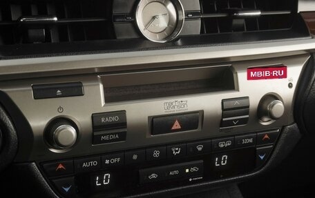 Lexus ES VII, 2012 год, 2 494 000 рублей, 14 фотография