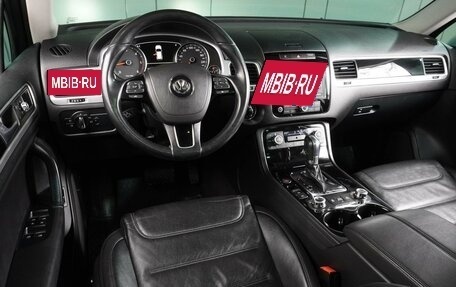 Volkswagen Touareg III, 2013 год, 2 940 000 рублей, 6 фотография
