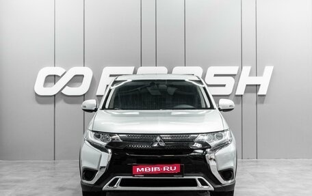 Mitsubishi Outlander III рестайлинг 3, 2021 год, 2 149 000 рублей, 3 фотография