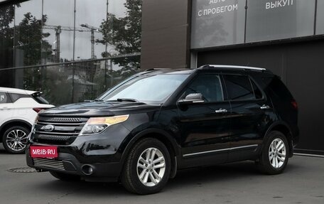 Ford Explorer VI, 2013 год, 1 530 000 рублей, 1 фотография