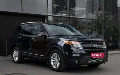 Ford Explorer VI, 2013 год, 1 530 000 рублей, 3 фотография