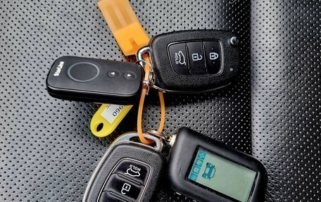 Hyundai Santa Fe III рестайлинг, 2017 год, 2 405 000 рублей, 21 фотография