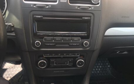 Volkswagen Golf VI, 2010 год, 580 000 рублей, 2 фотография