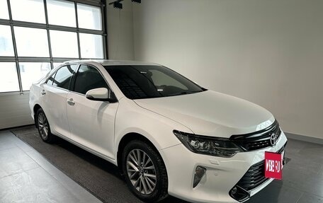 Toyota Camry, 2017 год, 2 450 000 рублей, 3 фотография