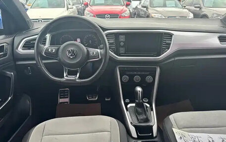 Volkswagen T-Roc I, 2022 год, 1 214 555 рублей, 6 фотография