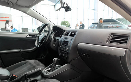 Volkswagen Jetta VI, 2016 год, 1 365 000 рублей, 13 фотография