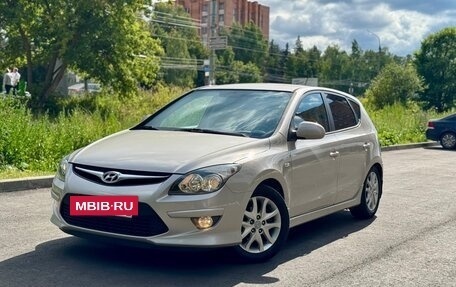 Hyundai i30 I, 2010 год, 720 000 рублей, 4 фотография