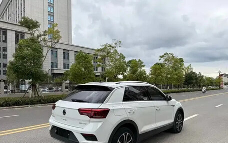 Volkswagen T-Roc I, 2022 год, 1 630 000 рублей, 7 фотография