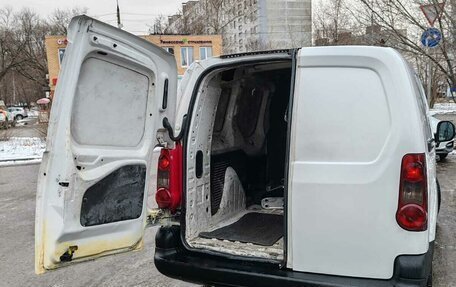Peugeot Partner II рестайлинг 2, 2011 год, 550 000 рублей, 13 фотография