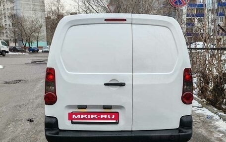 Peugeot Partner II рестайлинг 2, 2011 год, 550 000 рублей, 8 фотография