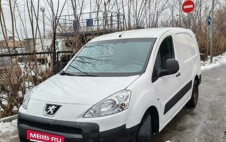 Peugeot Partner II рестайлинг 2, 2011 год, 550 000 рублей, 11 фотография