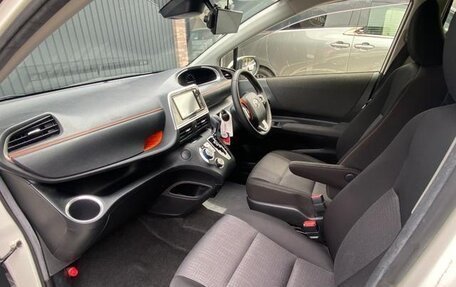 Toyota Sienta II, 2021 год, 1 045 143 рублей, 7 фотография
