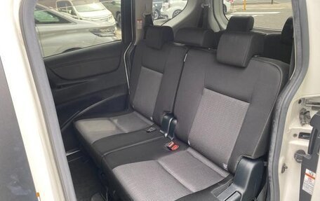Toyota Sienta II, 2021 год, 1 045 143 рублей, 11 фотография