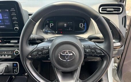 Toyota Aqua, 2022 год, 980 143 рублей, 11 фотография