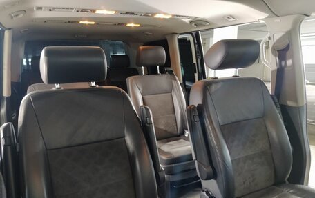 Volkswagen Multivan T5, 2012 год, 2 418 000 рублей, 8 фотография