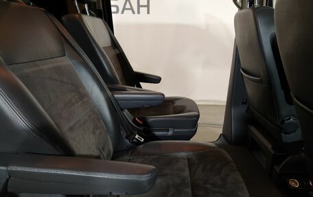 Volkswagen Multivan T5, 2012 год, 2 418 000 рублей, 18 фотография