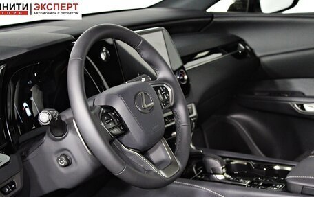 Lexus RX IV рестайлинг, 2025 год, 7 590 000 рублей, 13 фотография