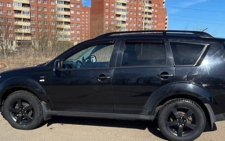Mitsubishi Outlander III рестайлинг 3, 2007 год, 850 000 рублей, 2 фотография