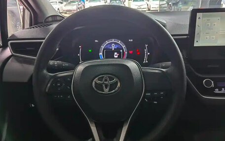 Toyota Corolla, 2022 год, 1 350 000 рублей, 7 фотография