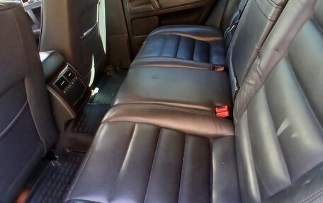 Volkswagen Touareg III, 2005 год, 625 000 рублей, 7 фотография