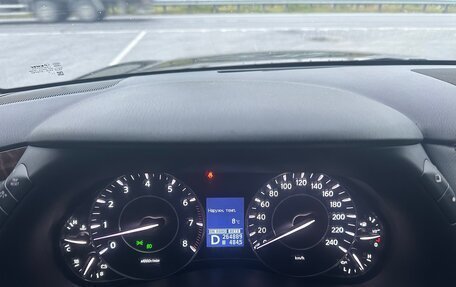 Nissan Patrol, 2011 год, 2 300 000 рублей, 6 фотография