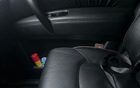 Nissan Patrol, 2011 год, 2 300 000 рублей, 8 фотография